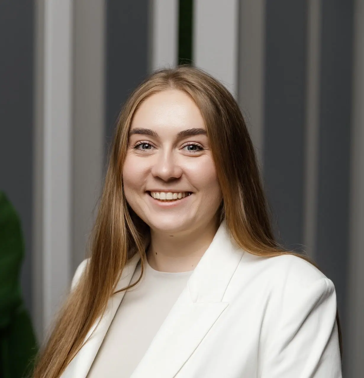 Караульна Альона - Chief Operating Officer відділу реалізації послуг Marketing Office